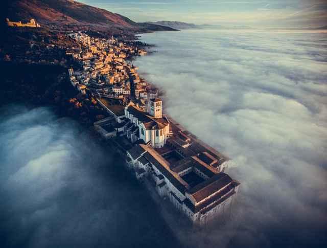 basílica de San Francisco de Asís, Umbría, Italia